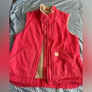 Rose Red sherpa women’s Carhartt vest